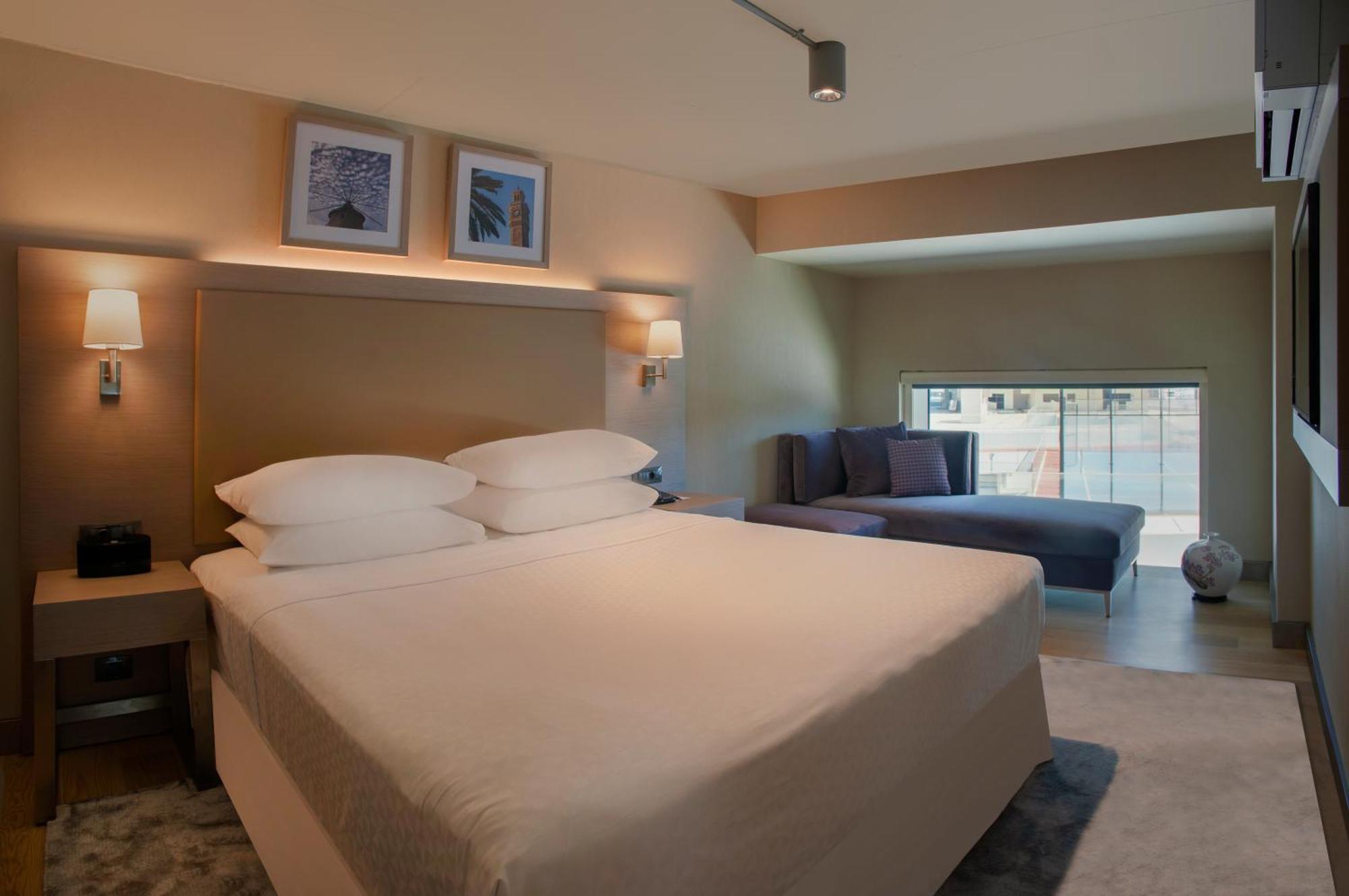 Four Points By Sheraton Smirne Esterno foto
