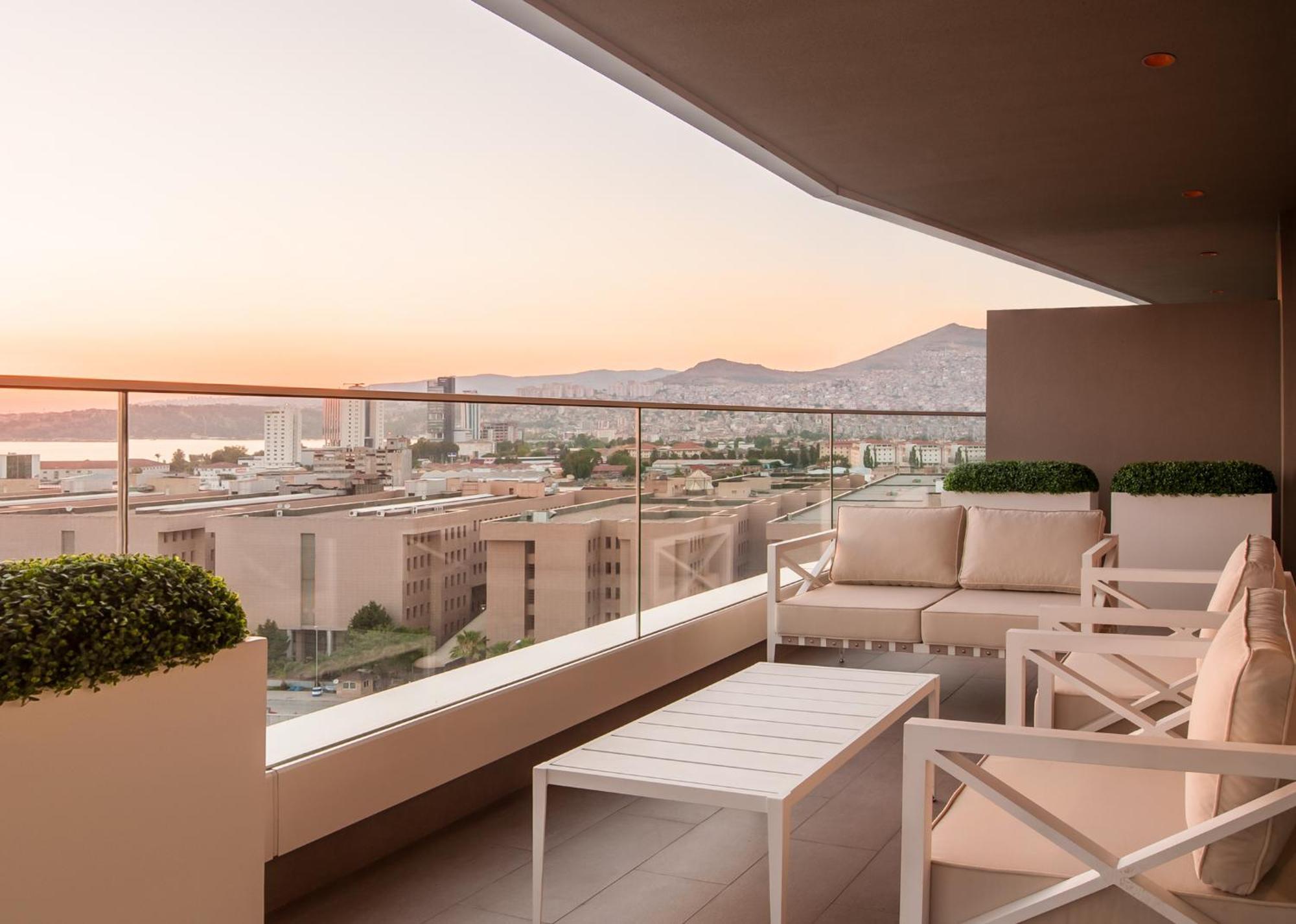 Four Points By Sheraton Smirne Esterno foto